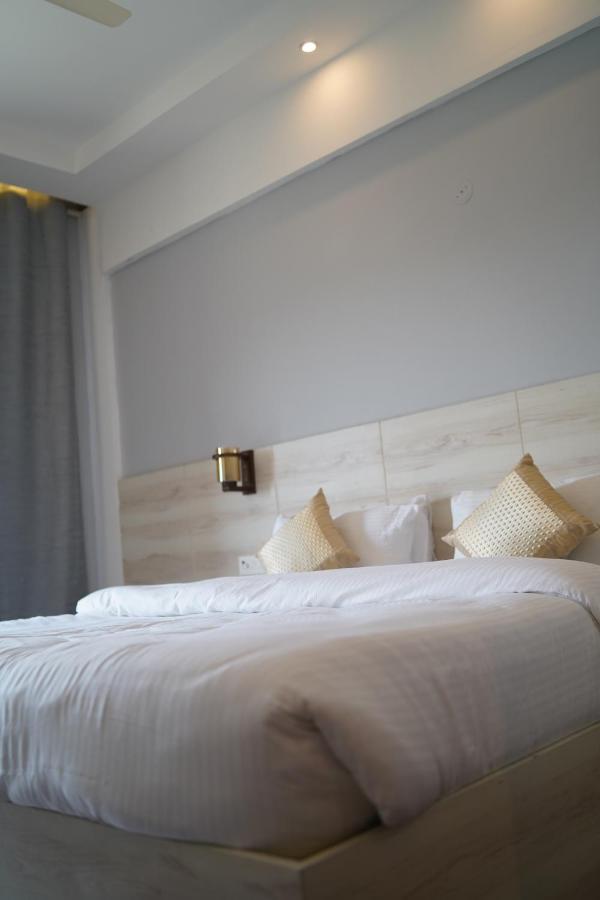 Aar Resort & Spa Dehradun Dış mekan fotoğraf